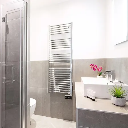 Appartamento Livinparis - Luxury Ac 2 & 3 Bedrooms Le Louvre
