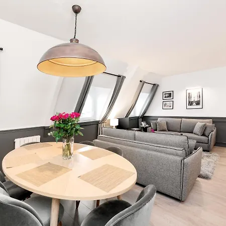 Livinparis - Luxury Ac 2 & 3 Bedrooms Le Louvre Parigi