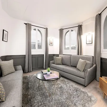 Appartamento Livinparis - Luxury Ac 2 & 3 Bedrooms Le Louvre Parigi