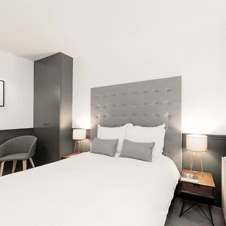 Appartamento Livinparis - Luxury Ac 2 & 3 Bedrooms Le Louvre Parigi